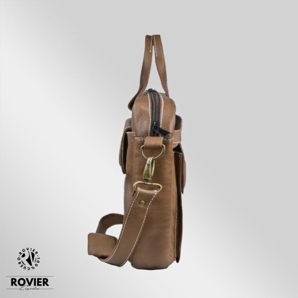 maletín de cuero para hombre maletín ejecutivo de cuero maletín liviano con compartimento para laptop maletín profesional de cuero maletín de oficina hombre maletín personalizado grabado láser artículos de cuero para negocios maletín compacto de cuero bolso ejecutivo cuero genuino regalo corporativo cuero, hand made bolivia