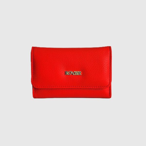 billetera de cuero para mujer, billetera mediana de cuero, billetera con botón imán, billetera de mujer compacta, billetera con espacio para tarjetas, billetera cuero personalizada, billetera con cierre, billetera elegante mujer, billetera cuero ROVIER, billetera hecha en Bolivia, accesorio de cuero femenino, billetera grabado láser