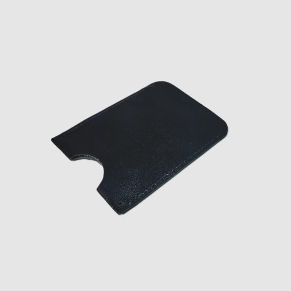 tarjetero de cuero, funda para tarjetas de crédito, tarjetero compacto cuero, tarjetero clásico, tarjetero sin forro, tarjetero cuero personalizado, accesorio ejecutivo cuero, tarjetero para tarjetas personales, regalo de cuero corporativo, tarjetero ROVIER, tarjetero minimalista cuero, porta tarjetas cuero