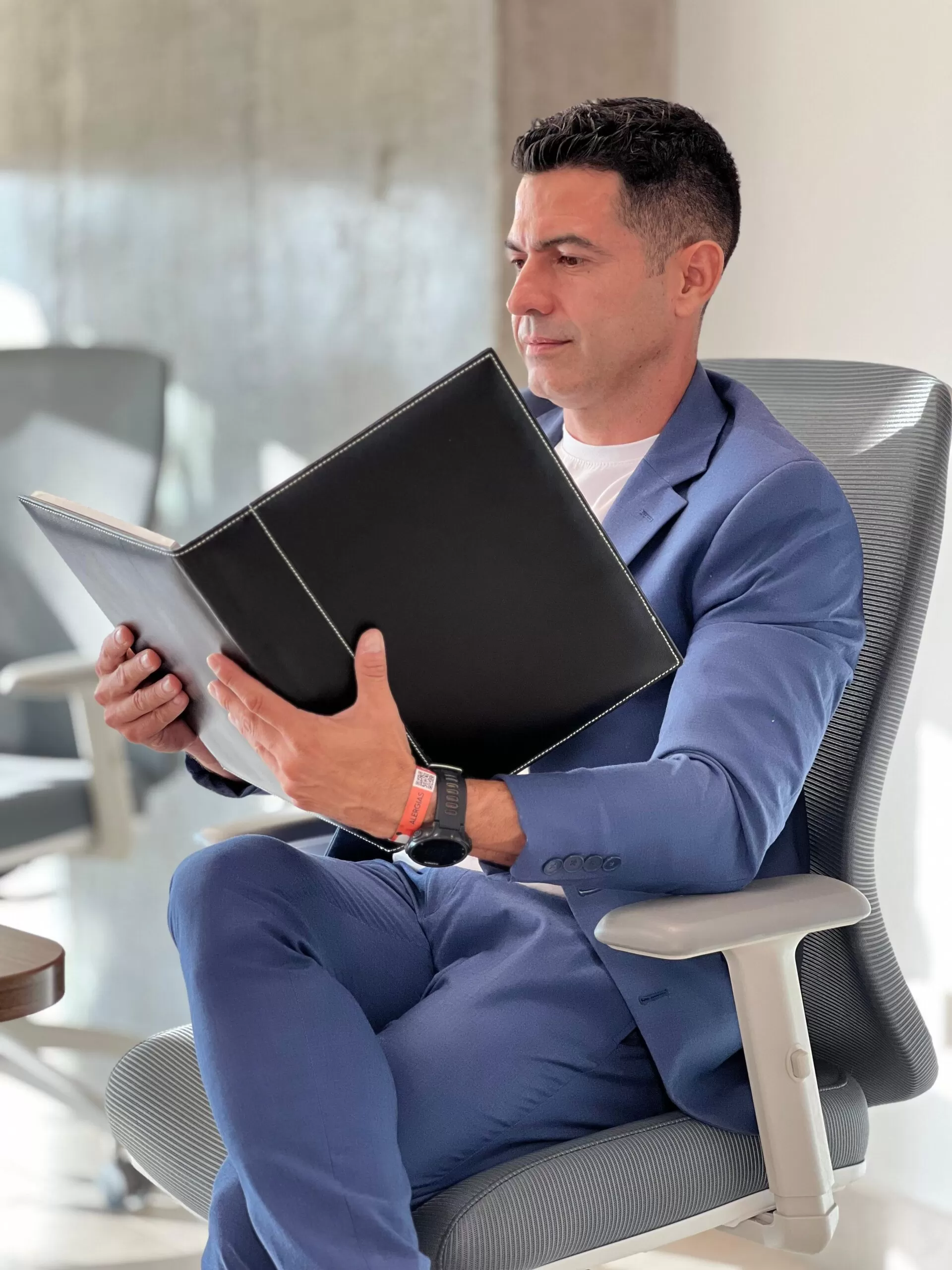 CARPETA DE CUERO, CARPETAS DE CUERO, FOLDER DE CUERO, PADFOLIO DE CUERO, PADFOLIO EJECUTIVO, CARPETA EJECUTIVA DE CUERO