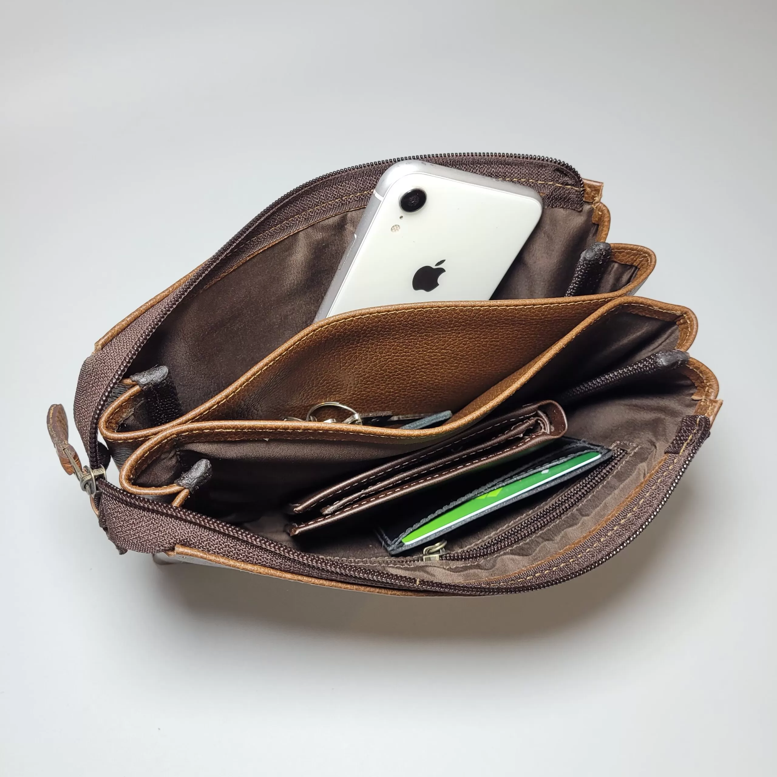 Neceser Ares - Imagen 2