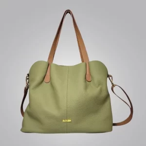 bolsos de cuero, carteras de cuero, accesorios de cuero, cuero vacuno boliviano, bolsos hechos en Bolivia, carteras hechas en Bolivia, moda en cuero, diseño boliviano, bolsos para mujer, carteras para hombre, bolsos elegantes, carteras funcionales, bolsos al hombro, carteras de mano, cuero genuino, artículos de cuero, producción boliviana, calidad duradera, estilo boliviano, regalos corporativos en cuero, bolsos personalizados, carteras con grabado láser, marroquinería boliviana, bolsos de diseño, carteras exclusivas, cuero de alta calidad