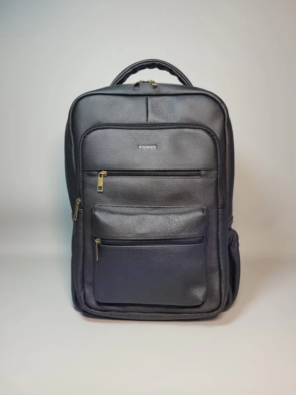 mochila de cuero para hombre, mochila de cuero genuino, mochila de cuero vacuno, mochila ejecutiva de cuero, mochila elegante de cuero, mochila de cuero con compartimentos, mochila de cuero para portátil, mochila de cuero hecha en Bolivia, mochila de cuero de alta calidad, mochila de cuero duradera, mochila de cuero para oficina, mochila de cuero para viajes, mochila de cuero con estilo, mochila de cuero moderna, mochila de cuero exclusiva, mochila de cuero premium, mochila de cuero auténtico, mochila de cuero para regalo, mochila de cuero versátil, accesorios de cuero para hombre.