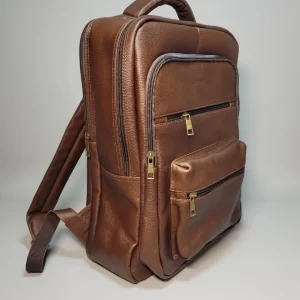 mochila de cuero para hombre, mochila de cuero genuino, mochila de cuero vacuno, mochila ejecutiva de cuero, mochila elegante de cuero, mochila de cuero con compartimentos, mochila de cuero para portátil, mochila de cuero hecha en Bolivia, mochila de cuero de alta calidad, mochila de cuero duradera, mochila de cuero para oficina, mochila de cuero para viajes, mochila de cuero con estilo, mochila de cuero moderna, mochila de cuero exclusiva, mochila de cuero premium, mochila de cuero auténtico, mochila de cuero para regalo, mochila de cuero versátil, accesorios de cuero para hombre.