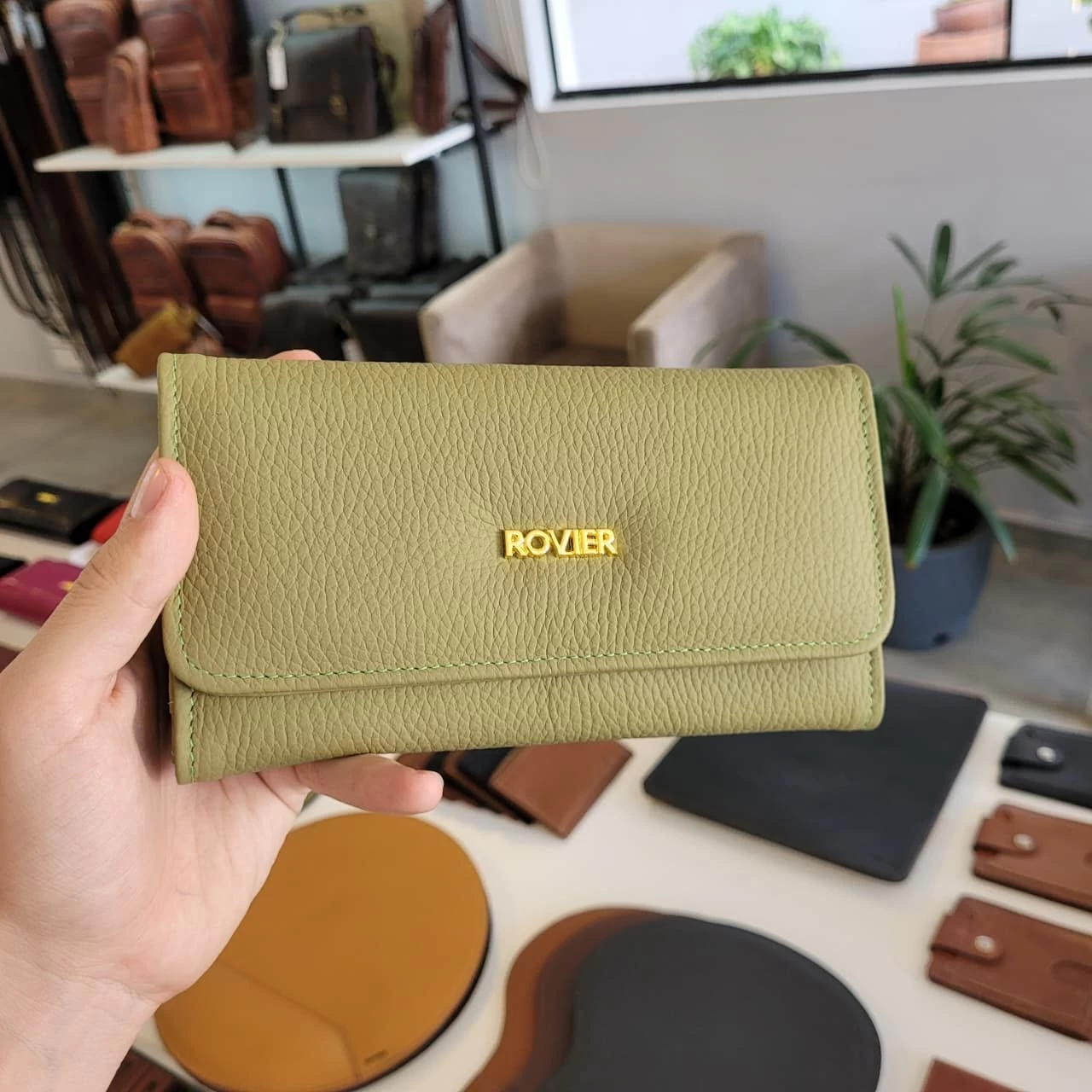 billeteras de mujer, billeteras de cuero, billeteras elegantes mujer, billeteras de moda mujer, billeteras de piel, billeteras de cuero mujer Bolivia, billeteras de mujer Santa Cruz, tienda de billeteras en Bolivia, billeteras de cuero con envío a Bolivia, billeteras de cuero hechas en Bolivia