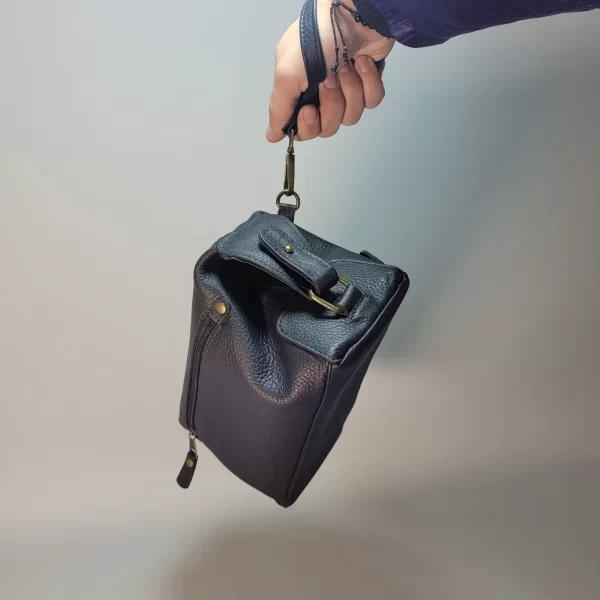 neceser de cuero para hombre, neceser de cuero, neceser para hombre, estuche de cuero para hombre, neceser de viaje para hombre, neceser de viaje, neceser de cuero genuino, neceser de cuero en santa cruz