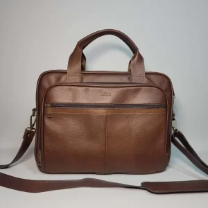 maletín ejecutivo de cuero, maletín de cuero para laptop, maletín de cuero genuino hombre, maletín de cuero oficina, maletín de cuero para documentos, maletín de cuero profesional, maletín de cuero con compartimentos, maletín de cuero con pasador carry on, maletín de cuero elegante, maletín personalizado de cuero