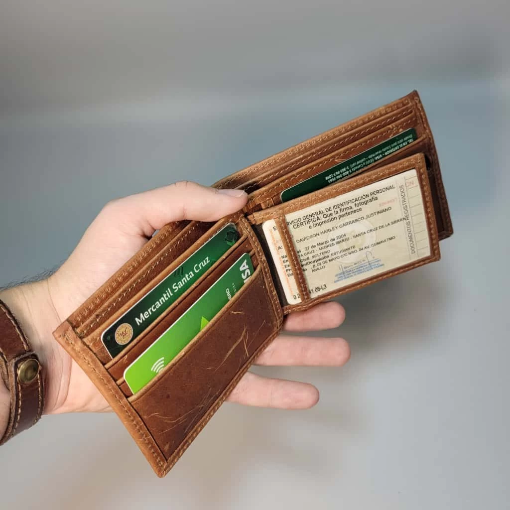 BILLETERA DE CUERO PARA HOMBRE, BILLETERA DE HOMBRE, BILLETERA DE CUERO, BILLETERA PARA HOMBRE, BILLETERAS DE CUERO EN BOLIVIA, HECHO A MANO, MARROQUINERÍA