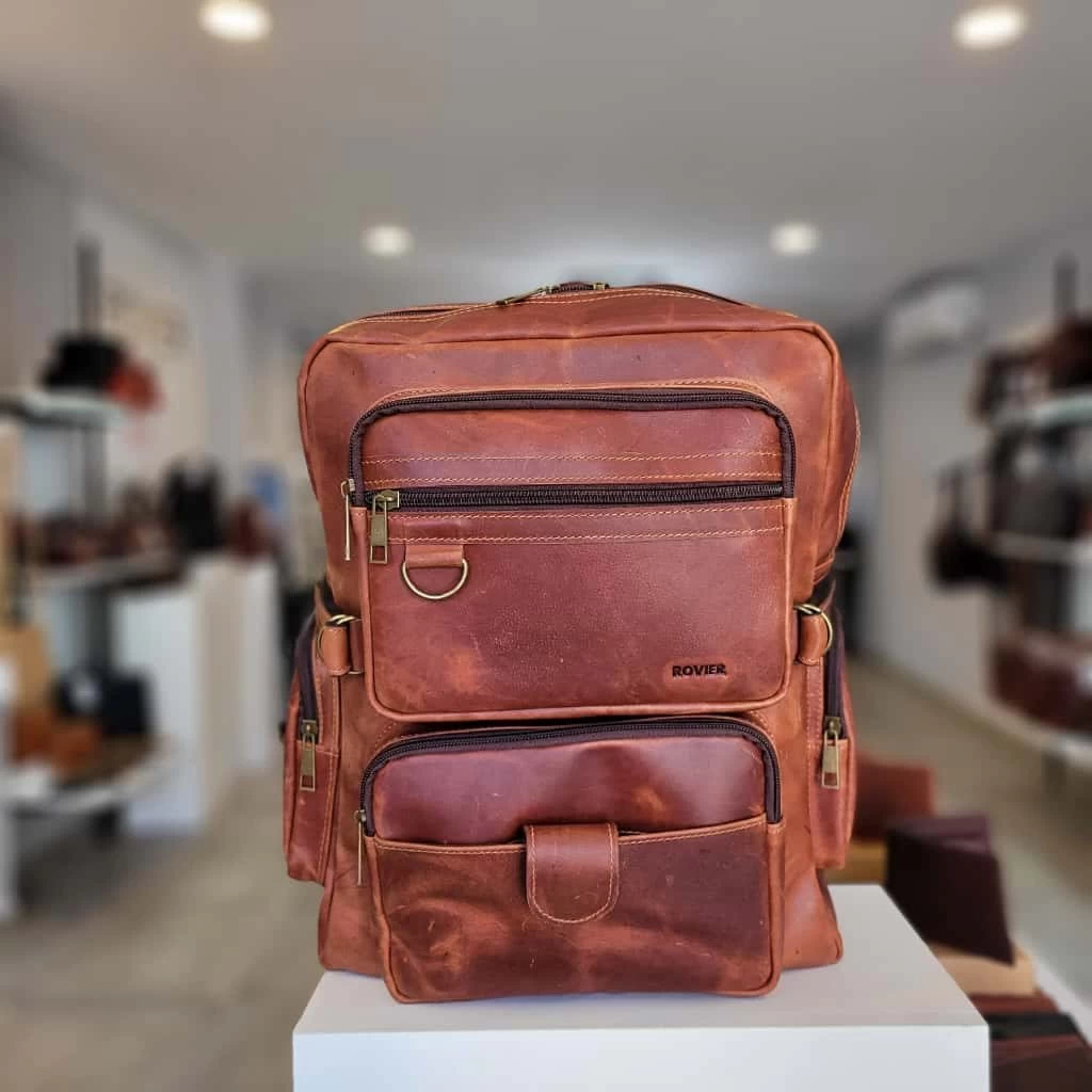 MOCHILAS DE CUERO PARA HOMBRES, MOCHILAS DE CUERO, MOCHILAS PARA HOMBRE, MOCHILAS DE CUERO GENUINO, MOCHILAS DE CUERO EN SANTA CRUZ, ROVIER