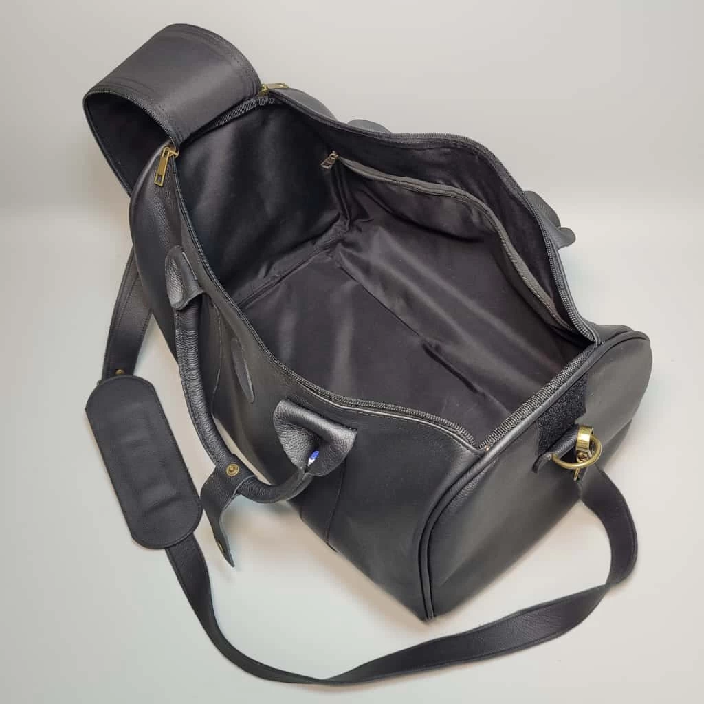 BOLSO DE VIAJE PARA HOMBRE, BOLSO DE CUERO PARA HOMBRE, BOLSÓN DE CUERO, MALETAS, MALETA DE CUERO, MARROQUINERÍA BOLIVIANA, CUERO GENUINO, HECHO A MANO, CUERO BOLIVIANO.